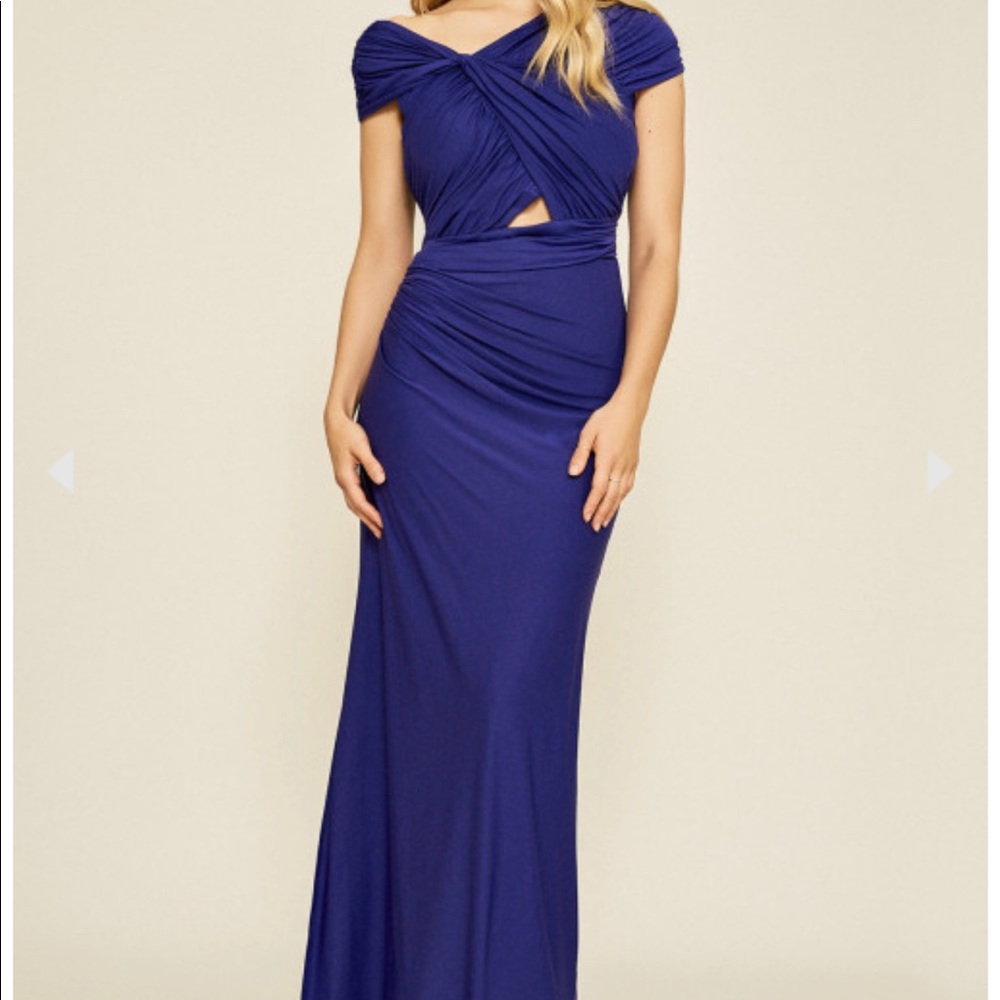 Tadashi Shoji NWT Gown size 10 Purple knot
